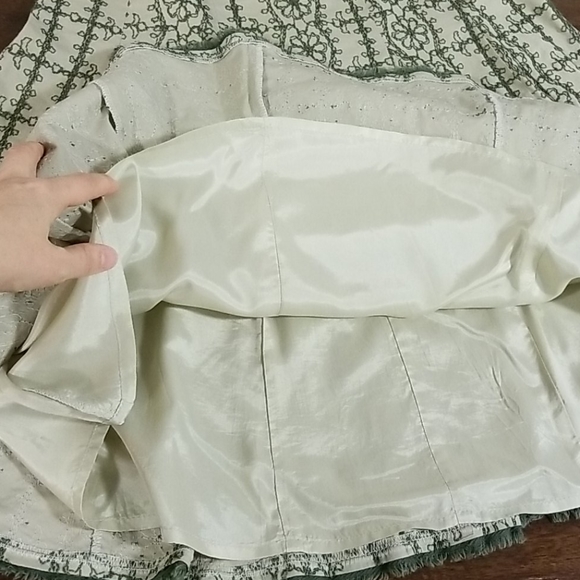 Stunning Nanette Lepore embrodered skirt sz 4 - Picture 5 of 10